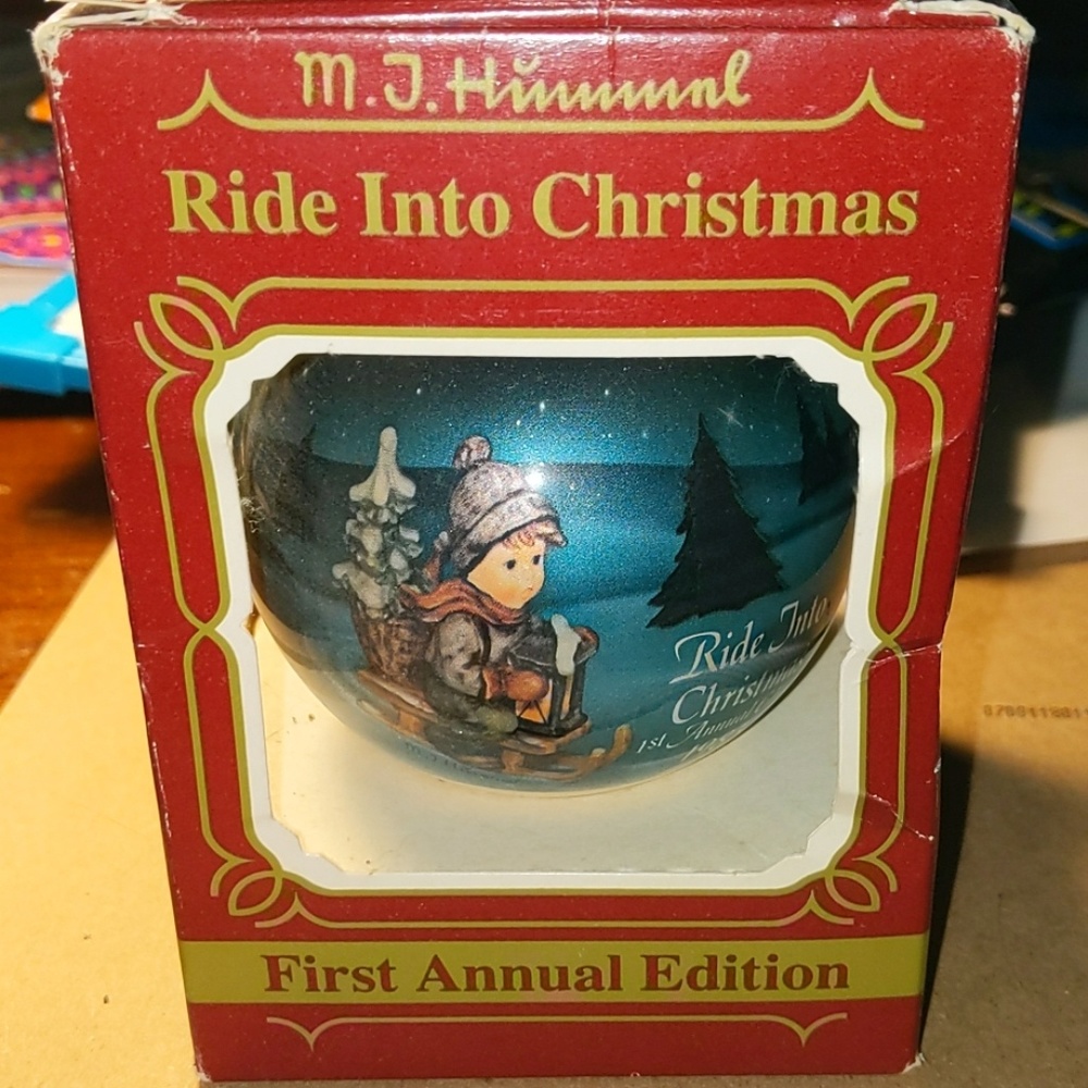 1983 Hummel ornament